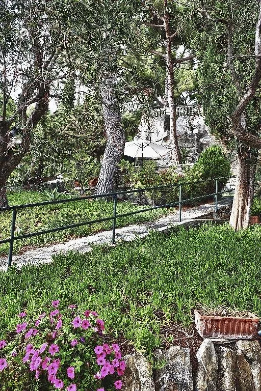 Residenza Bianca Imperia Vila
