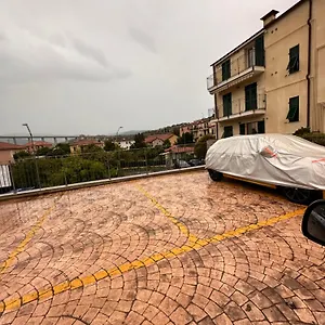 Fronte Mare-piscina- Pista Ciclabile Appartement